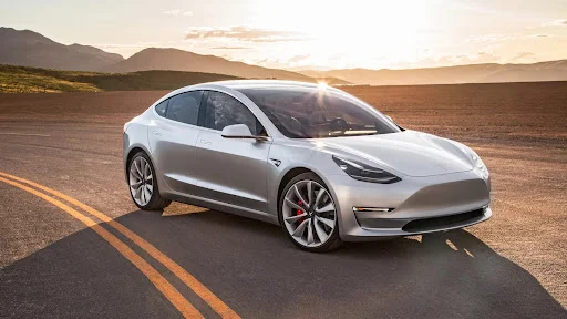 Tesla Model 3 वॉलपेपर डाउनलोड करें – 4K HD कार वॉलपेपर - Screenshot 18
